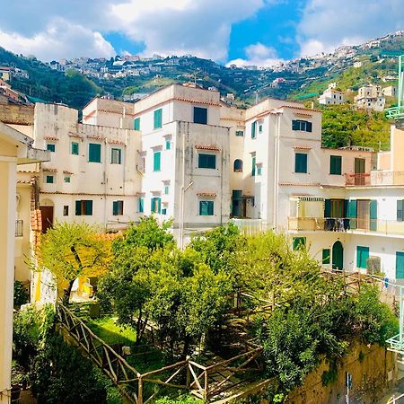 Floral Holiday Minori Εξωτερικό φωτογραφία